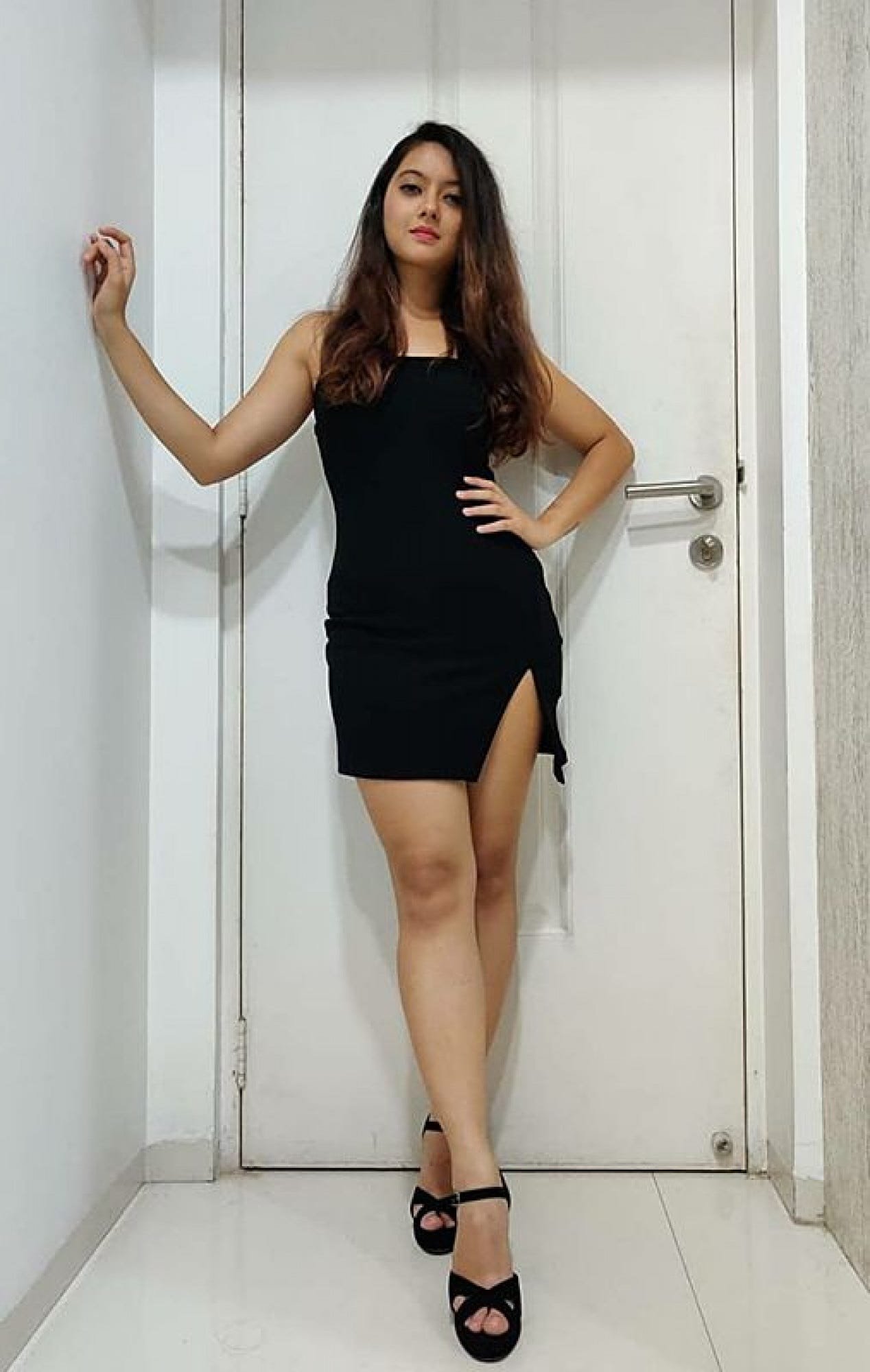 Good looking telugu call girls available in malleshwaram
