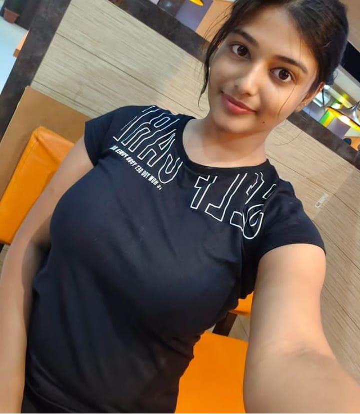 Good looking telugu call girls available in malleshwaram