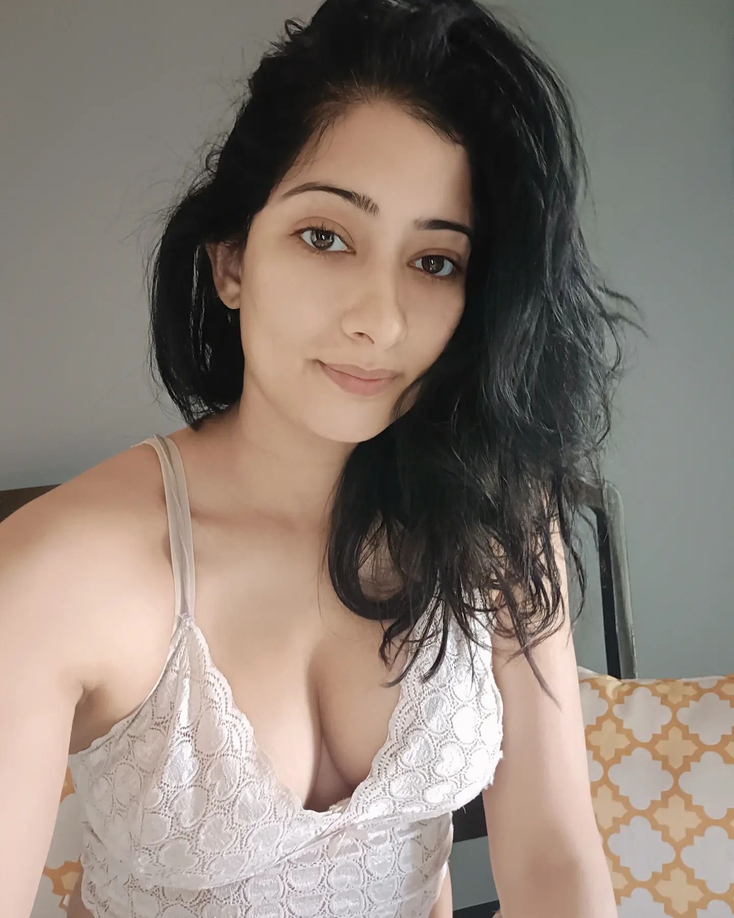 Good looking Kannda call girls available in malleshwaram