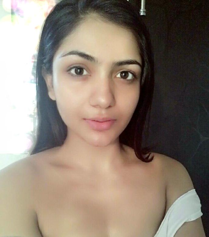 Bangalore 24/7 call girls services available in Indiranagar