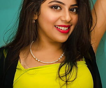 HD-wallpaper-sayani-saha-green-thumbnail-4