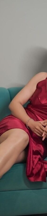 Bangalore good looking hot sexy young MNC working girl KAVYA here