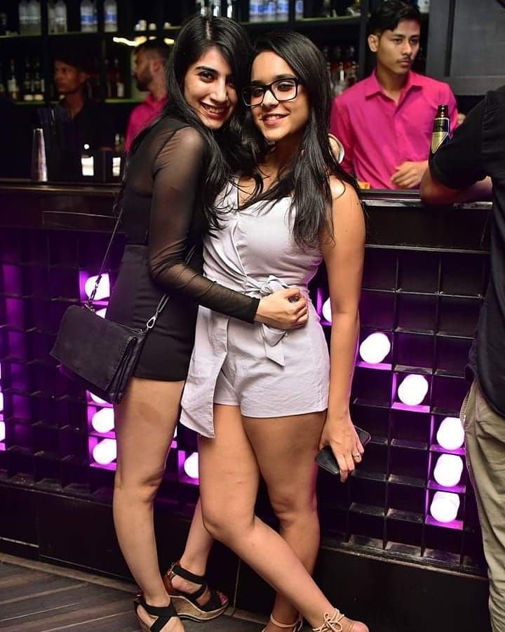 Bangalore Good looking college girls for fun
