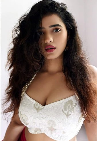 good looking indian call girls available in bangalore