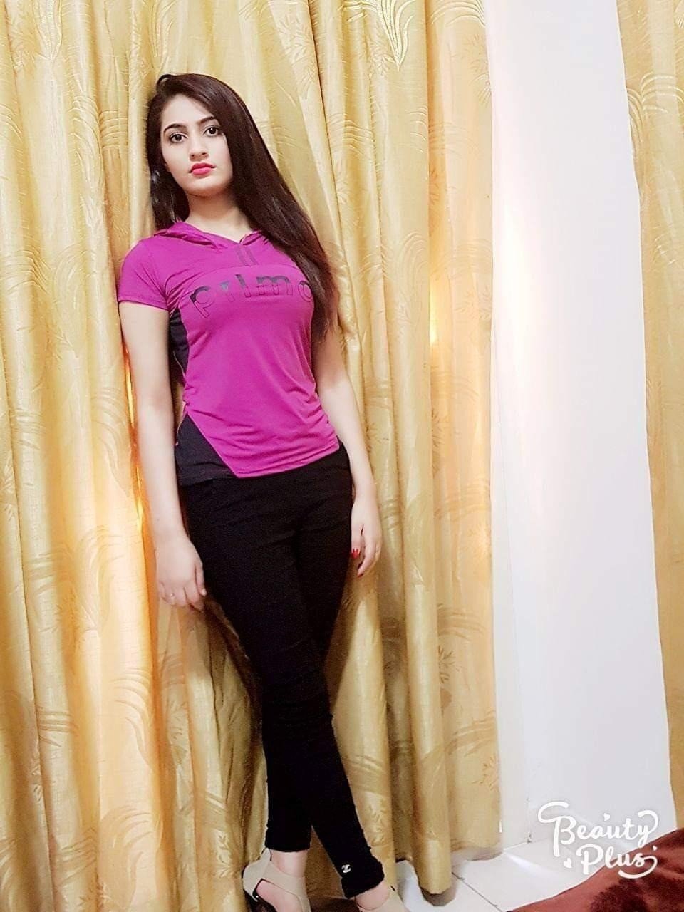 good looking young kannada womens available for fun booking call
