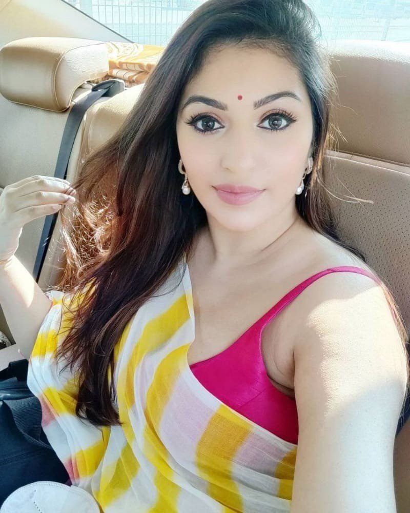 bangalore modling young girls available for fun booking call