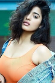 long hair curvy North Indian BTM Layout