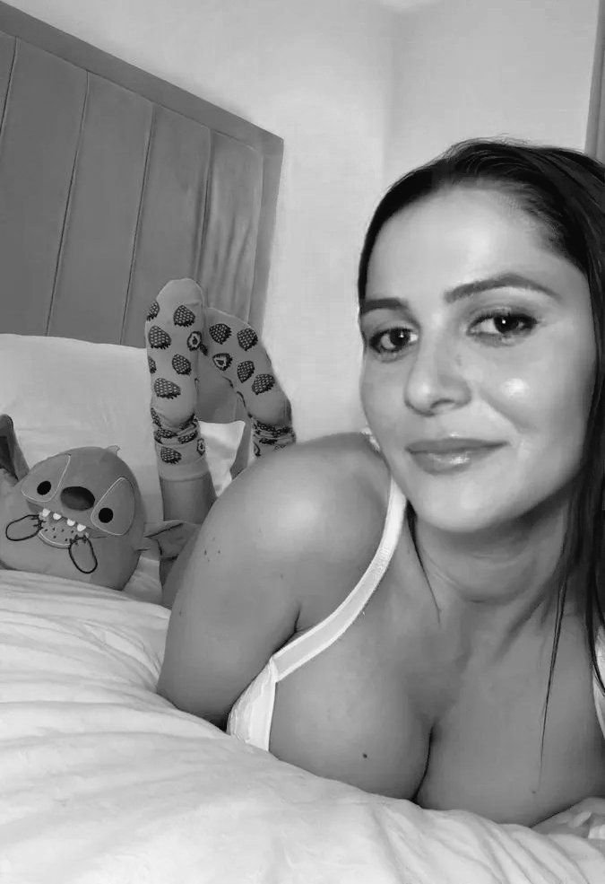 Sexy VIP Call Girls Bangalore