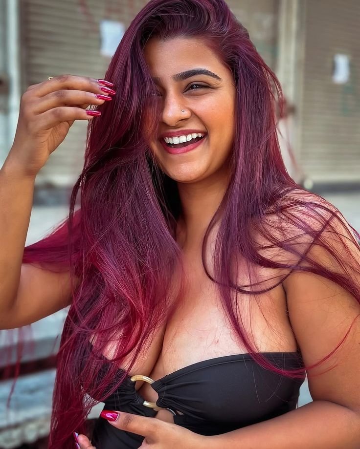 hot Russian busty Marathahalli