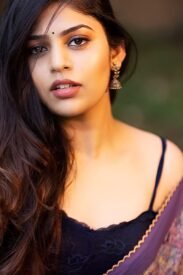 one hour hotel service call girls Indiranagar