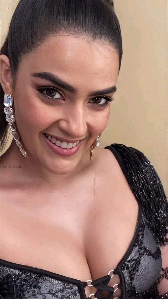 Bold Housewife Call Girls Bangalore