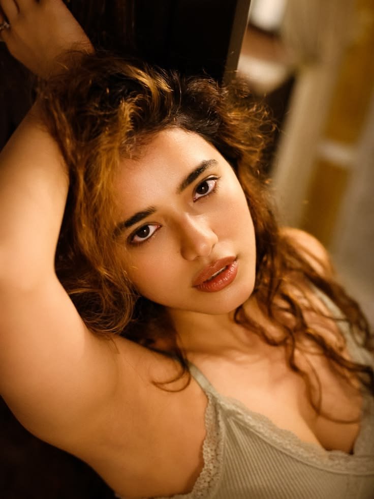 romantic evening escorts Indiranagar
