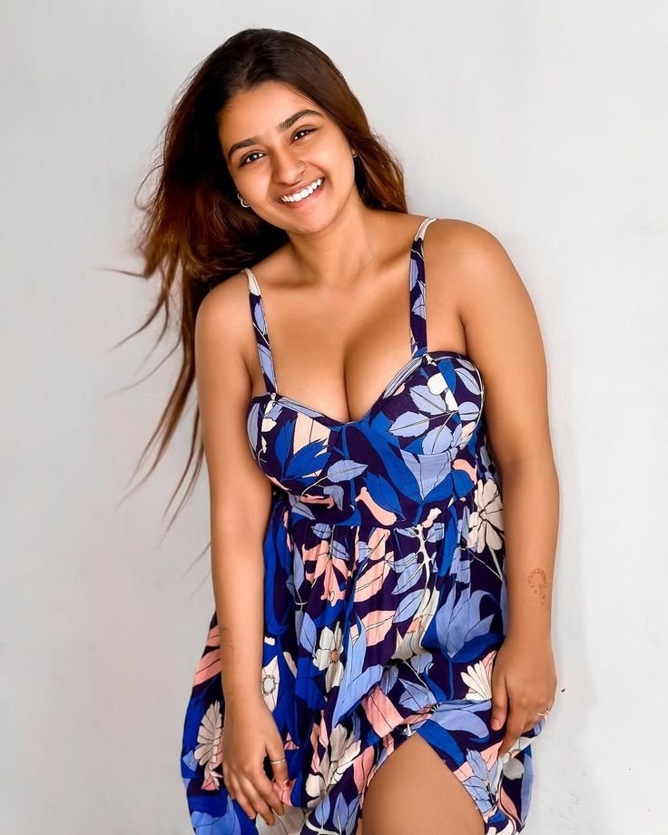 Gorgeous Air Hostess Bangalore