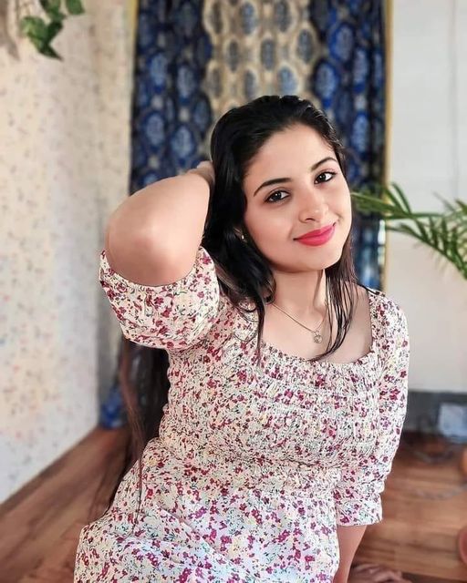 Slim Curvy Call Girls Bangalore