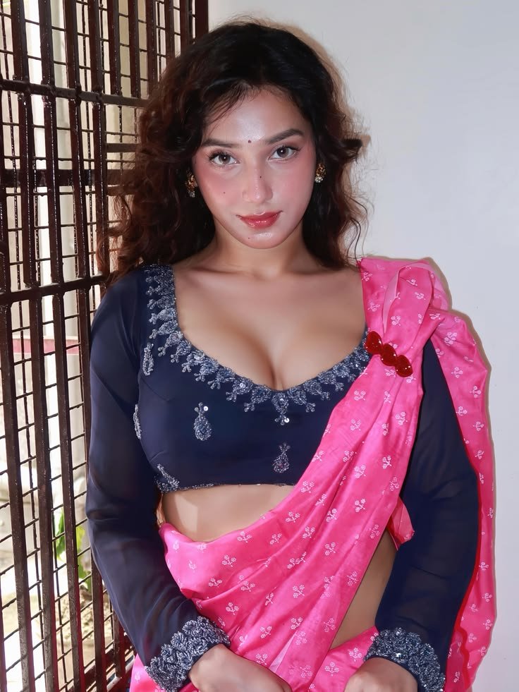 busty Punjabi GFE MG Road