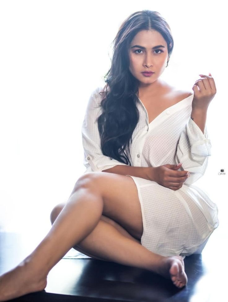 cheap college girl hotel service Jayanagar