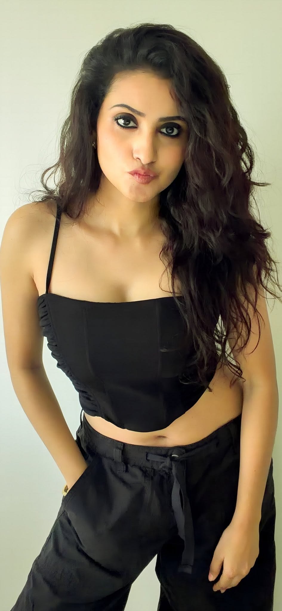 cheap college girl hotel service Jayanagar