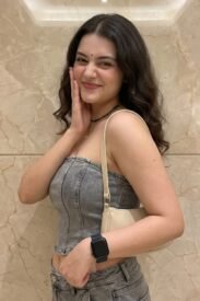 curvy desi housewife for outcall