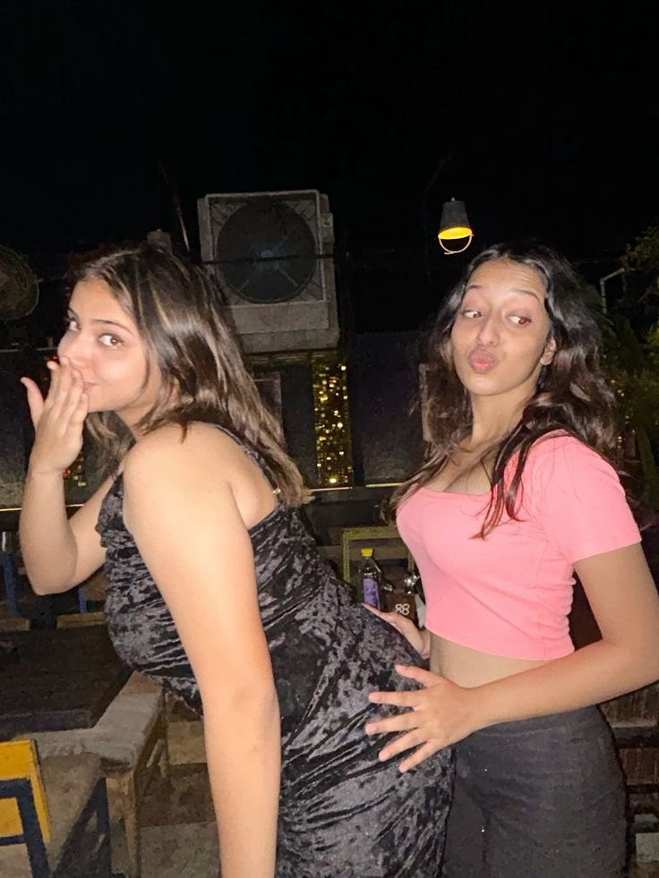 curvy desi housewife for outcall