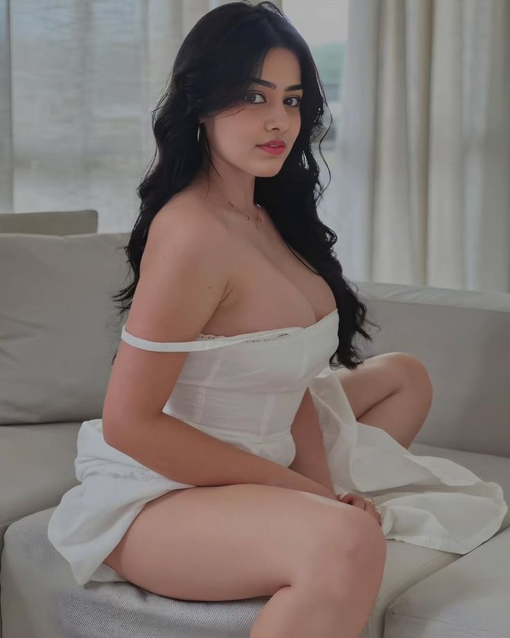 Curvy College Girls Bangalore