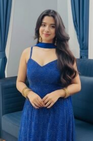 curvy desi housewife for outcall