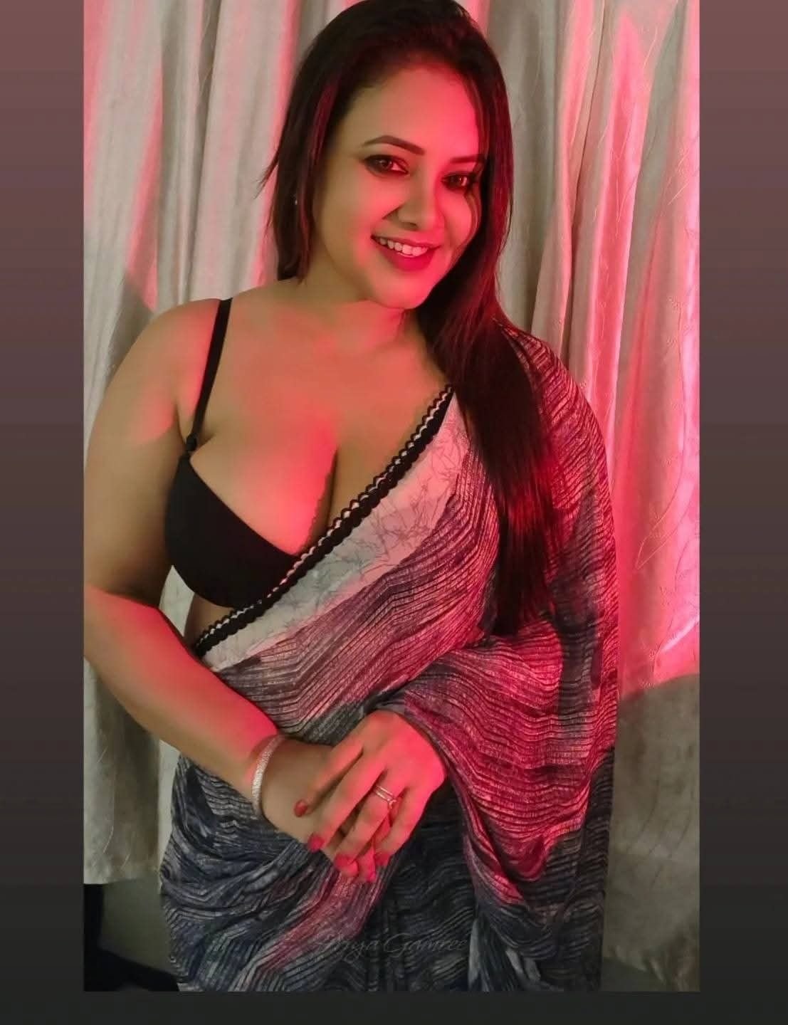 curvy Mallu massage specialists Jayanagar