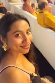 Tall Curvy MG Road Escorts