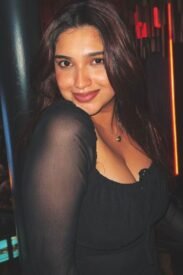 Hot Curvy Girls in Bangalore