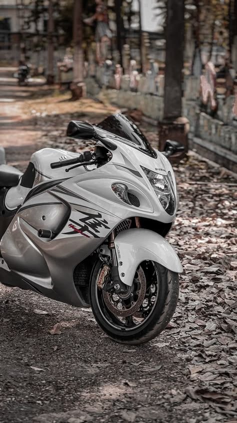 Suzuki Hayabusa for sale in low price Contact immediately in gangtok