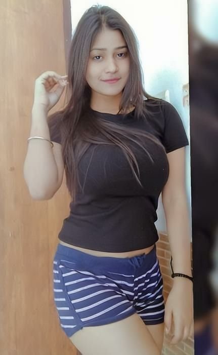 beautiful face slim escorts for dinner date