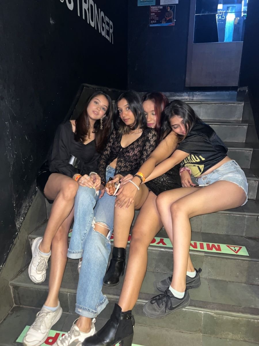 MG Road Athletic Mature Girls