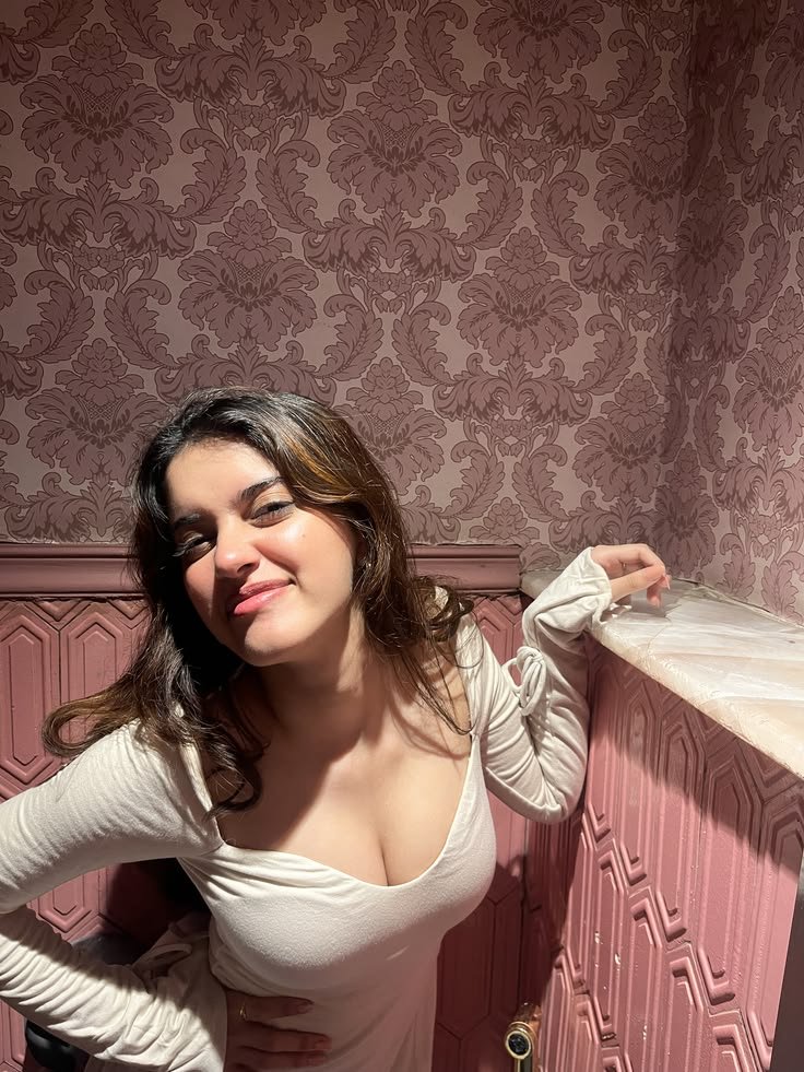 busty Punjabi escorts short time in MG Road