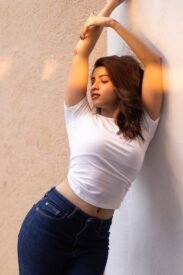 premium housewife service MG Road
