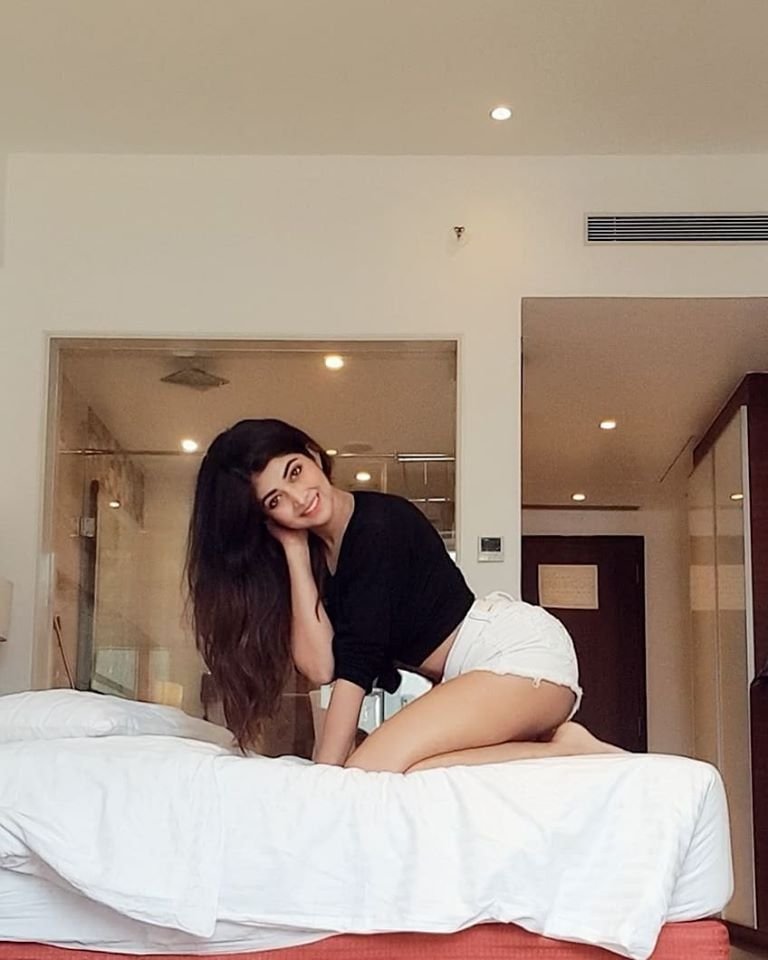 Slim Tall Call Girls Bangalore