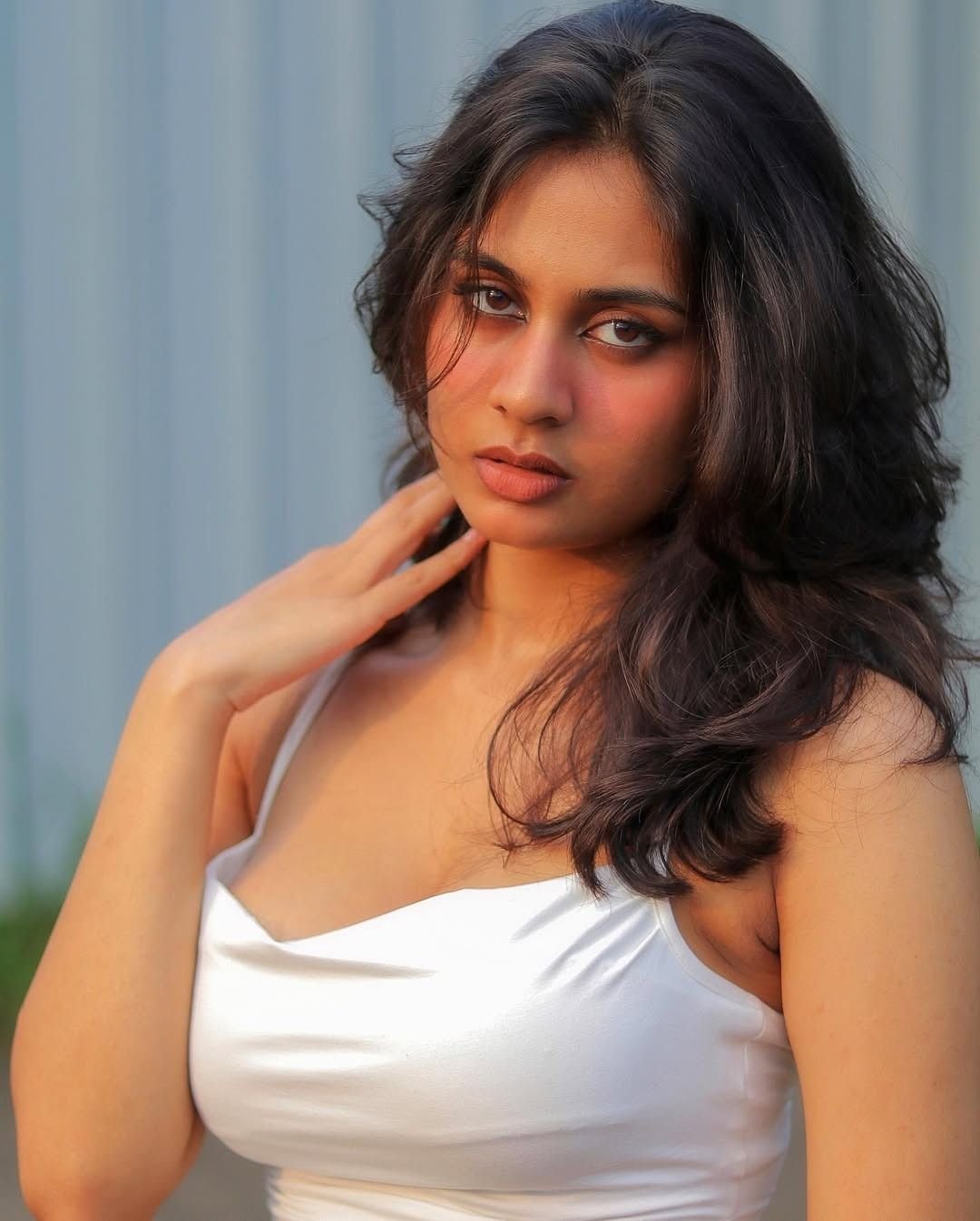 premium housewife service MG Road