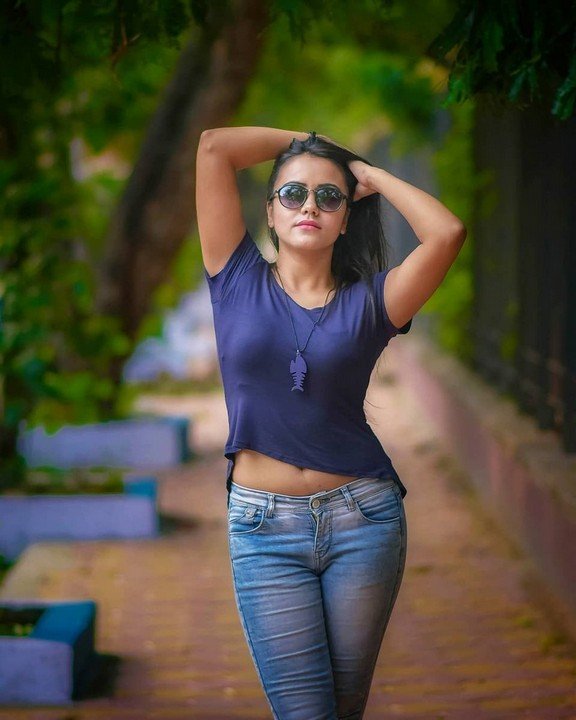 Independent Housewife Escorts Bangalore