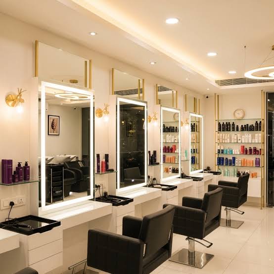 Ladies’ Beauty Parlour in Bangalore | Bridal Makeup, Hair, Facial, Spa, Nail Art & Complete Beauty