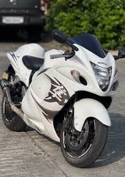 Suzuki Hayabusa for sale in low price Contact immediately in dharmashala