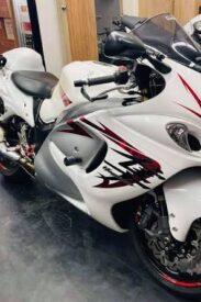 Suzuki Hayabusa for sale in low price Contact immediately in lucknow