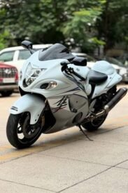 Suzuki Hayabusa for sale in low price Contact immediately in bishnupur