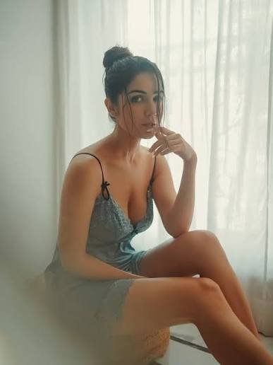 Gorgeous Office Escorts Bangalore