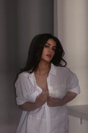 English speaking foreign escorts Indiranagar