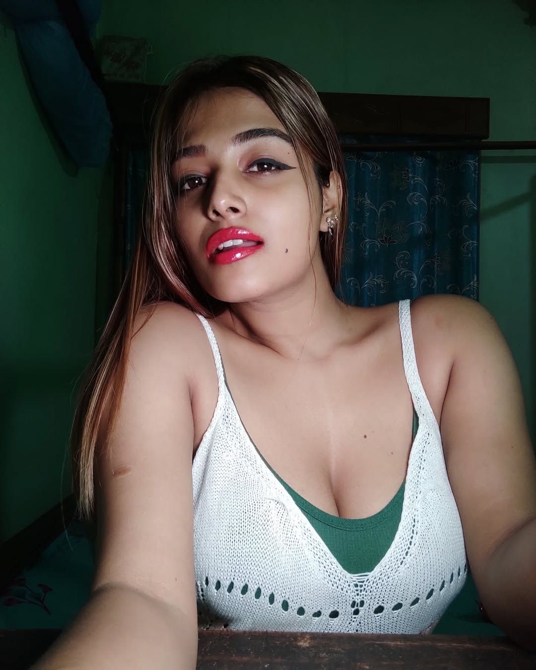Busty Call Girls in Bangalore
