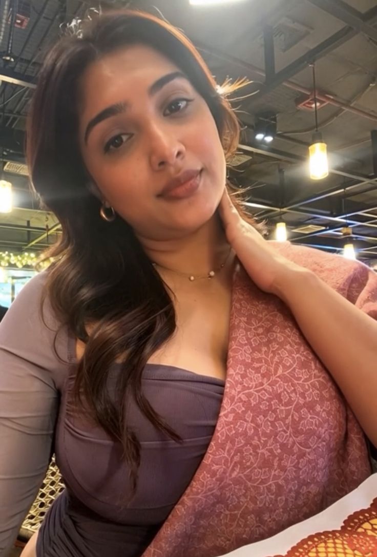 Indiranagar Petite Young Models
