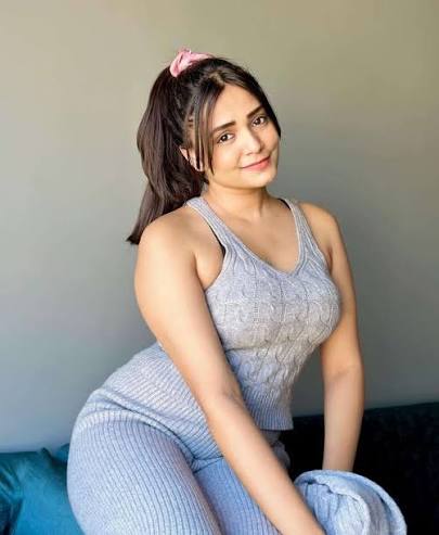 experienced mature housewife Indiranagar